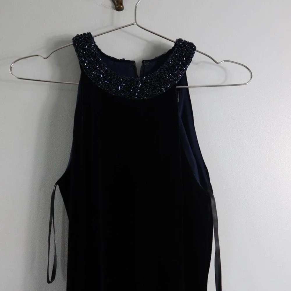 Navy velvet 80s‎ dress with sequin collar and back zipper dress